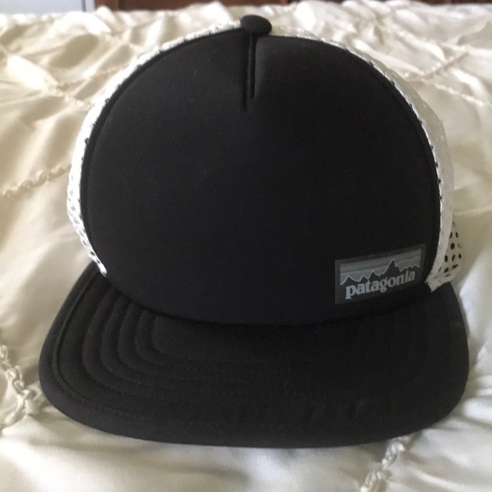 NWOT Patagonia hat.